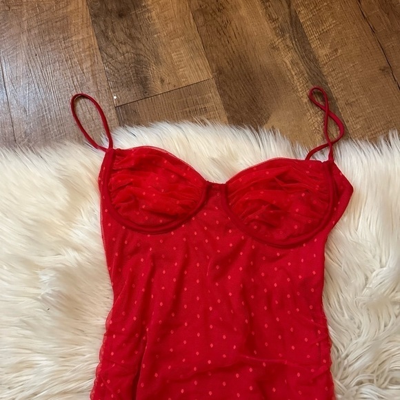 LUCY IN THE SKY Megan Ruched Bodycon Dress In Red - Picture 3 of 5